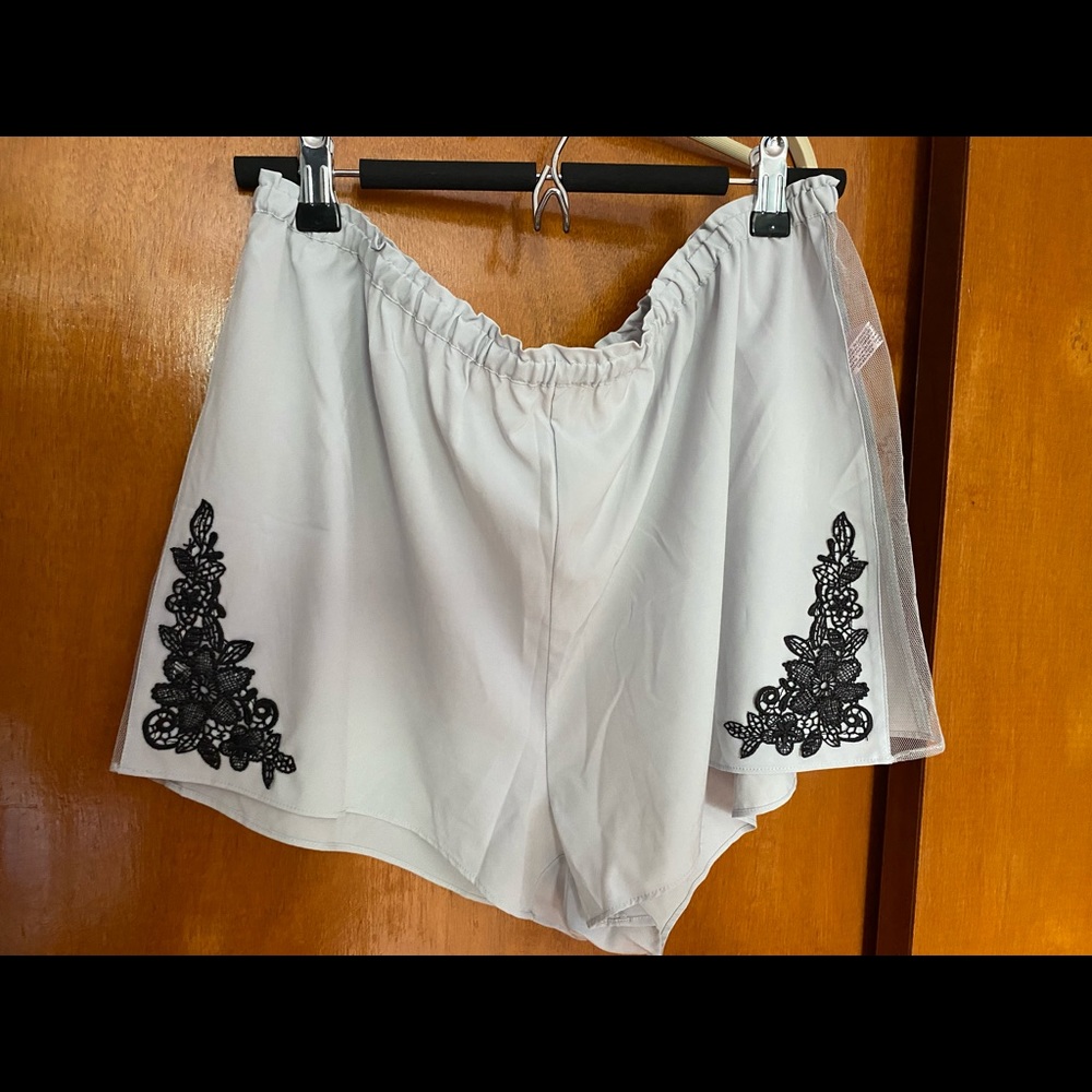 Lingerie set - Picture 4 of 5